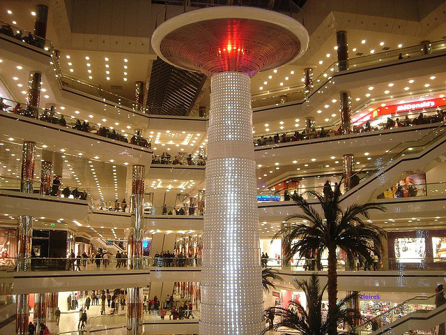 10 Best Shopping Malls in the World