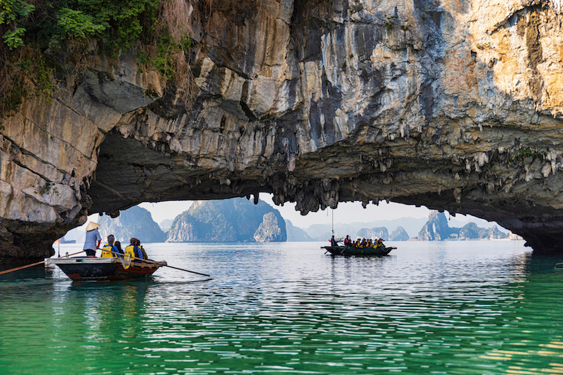 Bai Tu Long Bay