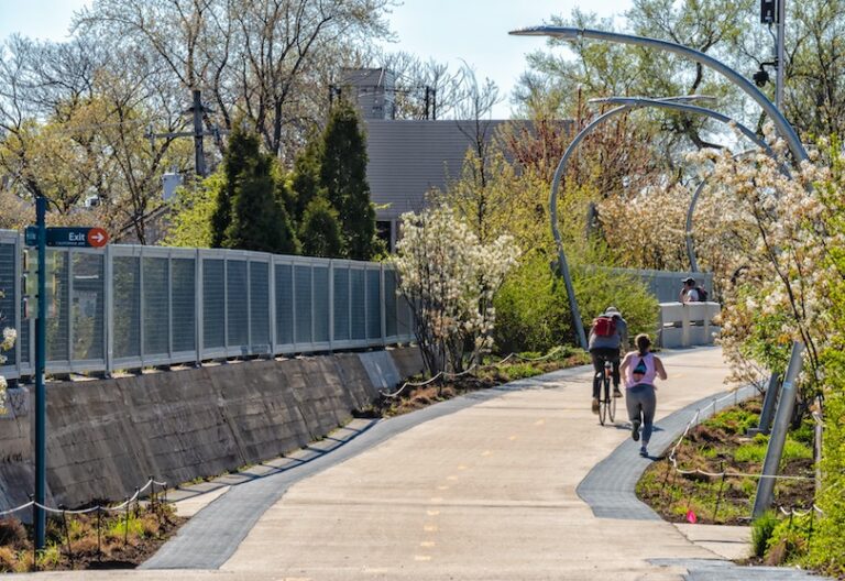 20 Attractions You Shouldn’t Miss in Chicago (+Map) - Touropia