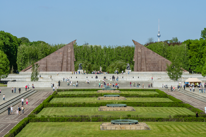 berlin tourist locations Treptower Park