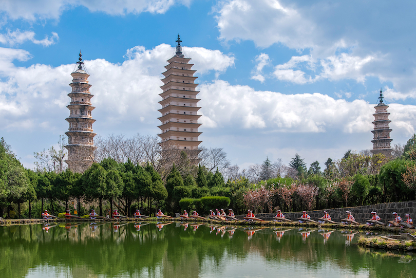 Three Pagoda