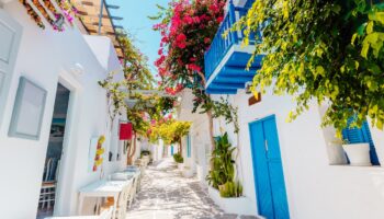 Paros