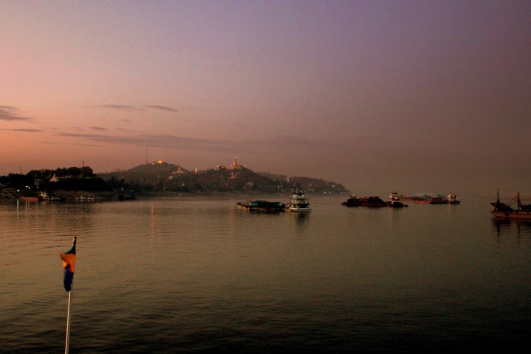 Ayeyarwady River Cruise