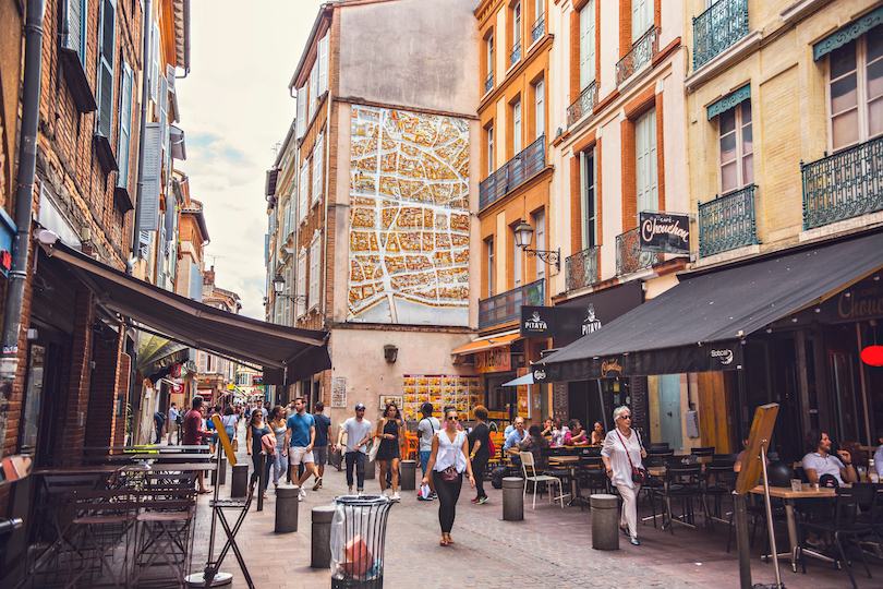 6 Best Cities To Enjoy Shopping In France To The Fullest