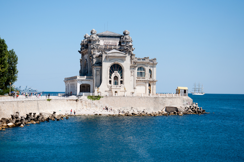 Constanta - Constanţa | Hrvatska enciklopedija : Constanta and the black sea coast tourist information, brochures, maps, transportation, hotels and attractions are available from romania tourism.