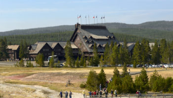 map of tourist attractions in yellowstone national park