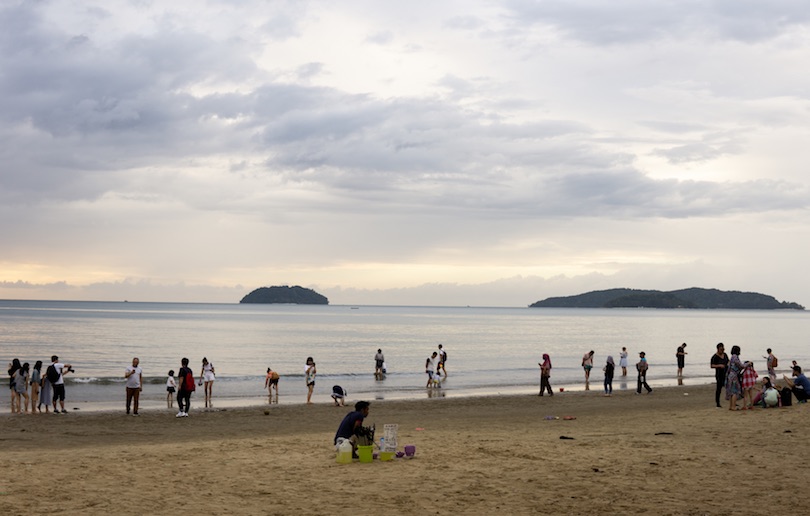 Tanjung Aru Beach