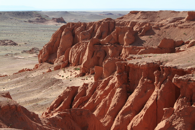 mongolia travel brochure Bayanzag
