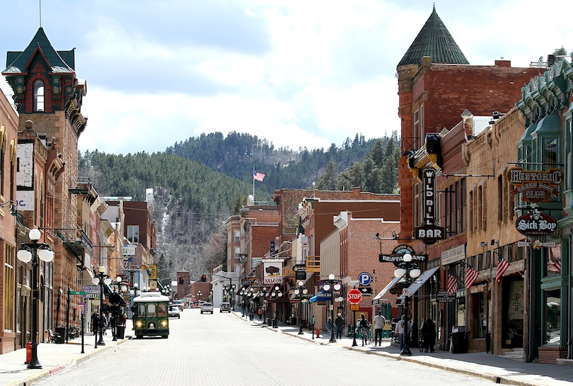 south dakota tourist towns