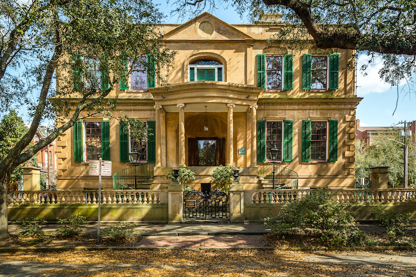 Owens-Thomas House & Slave Quarters