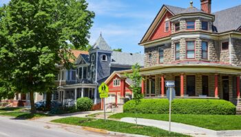 Victorian Elegance in Fort Wayne