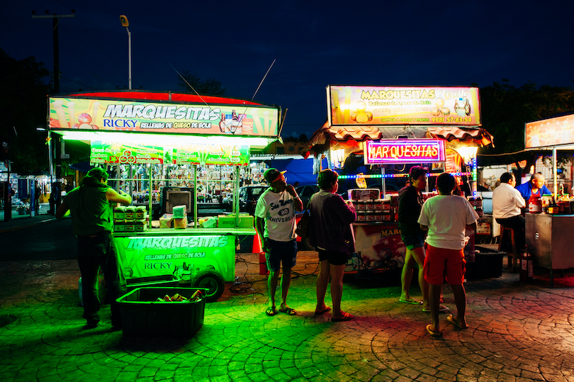 tourist attractions in cancun mexico Parque de las Palapas