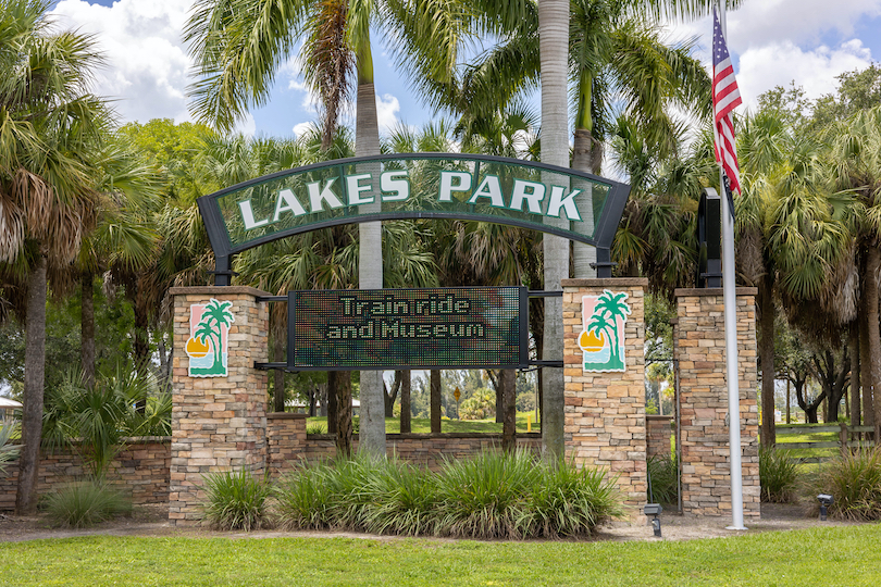 Lakes Park