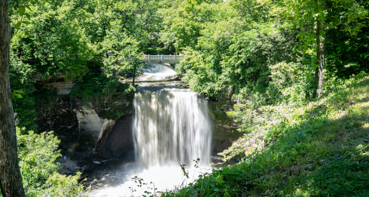 Minneopa Falls
