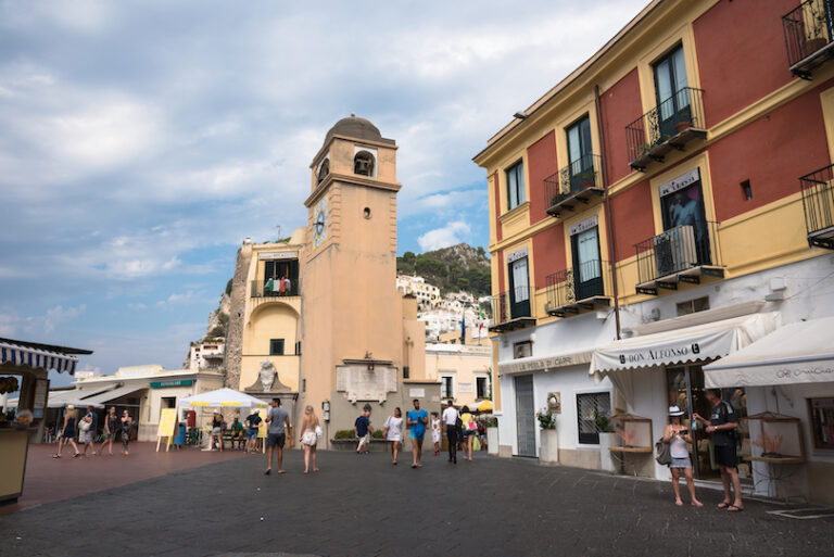 Discover Italy’s Most Magical Island (+Map) - Touropia