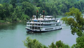 Cumberland River Cruise