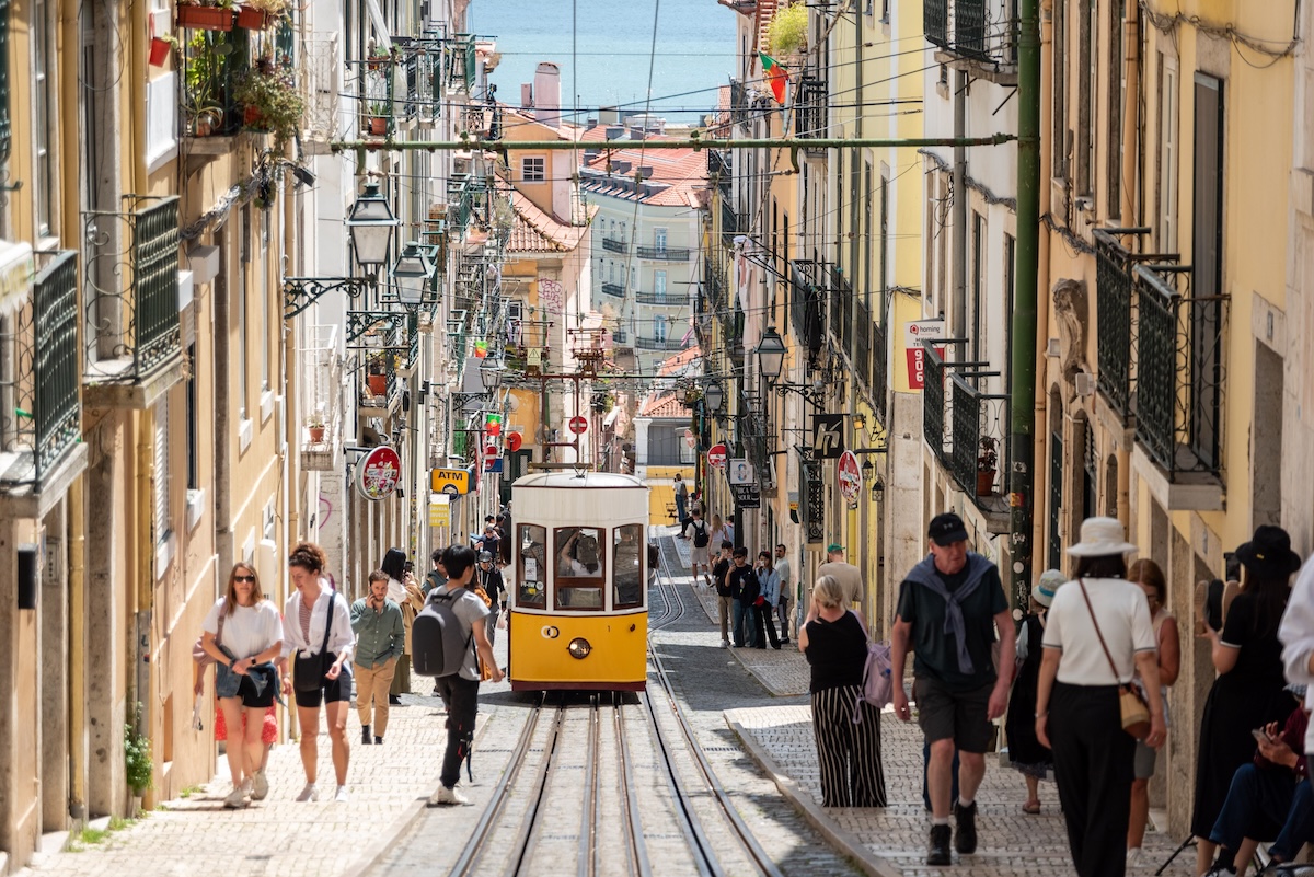 Rua Da Bica De Duarte Belo