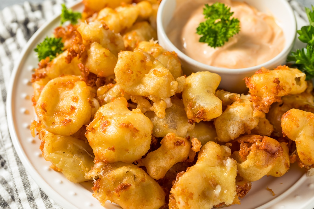 Wisconsin: Cheese curds