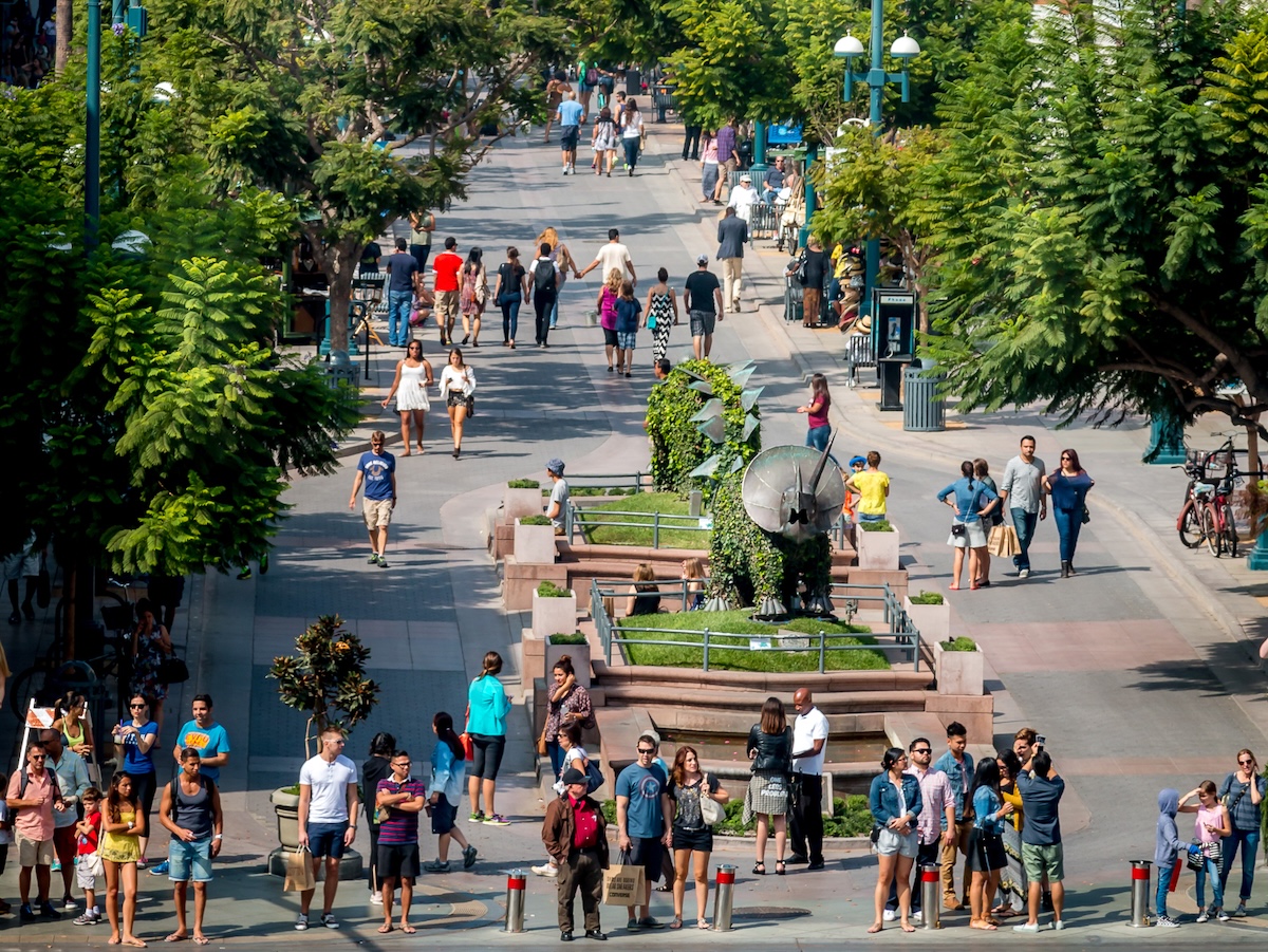 Paseo de la calle tercera