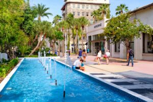 Lincoln Road