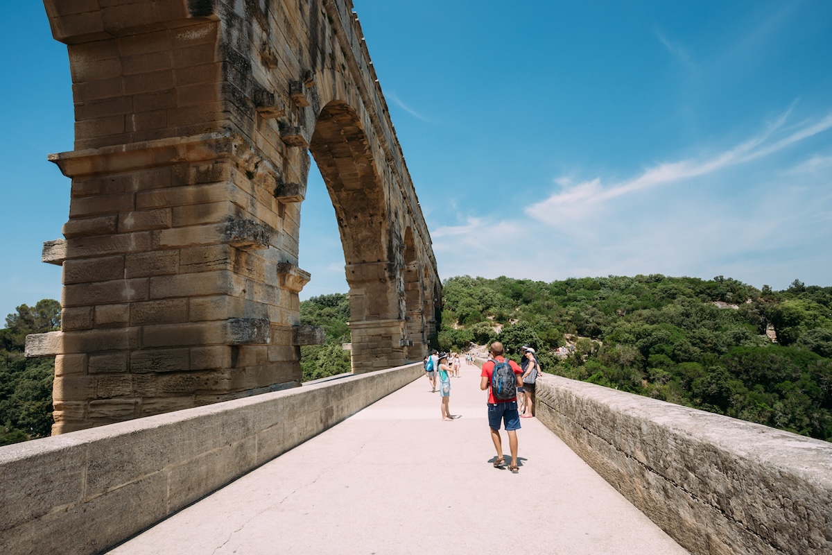 Pont du Gard Walking