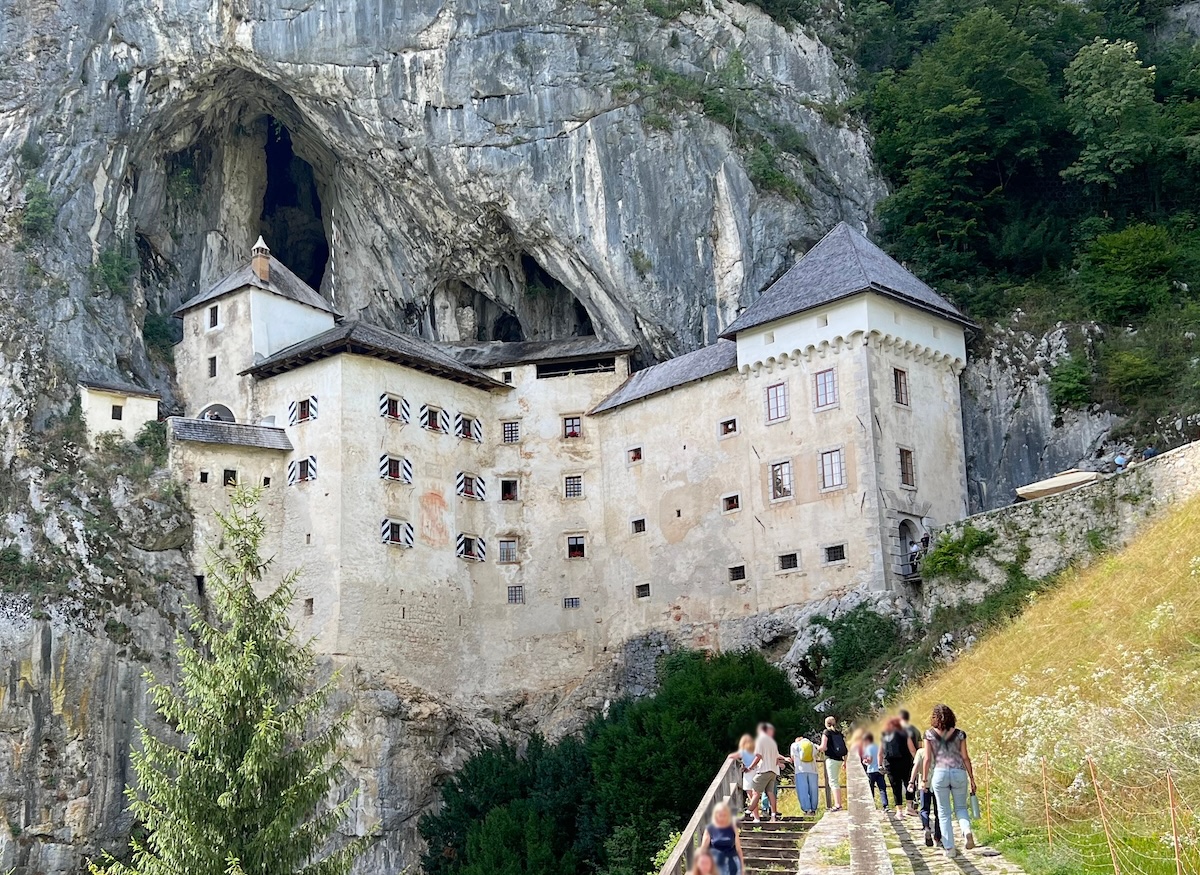 Predjama Castle