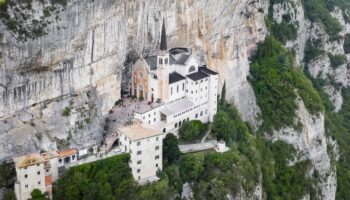 Santuario de la Madonna della Corona