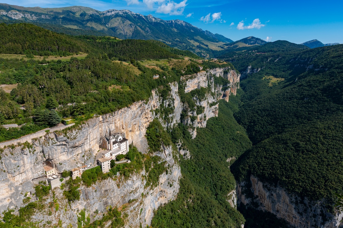 Santuario de la Madonna della Corona Gorge