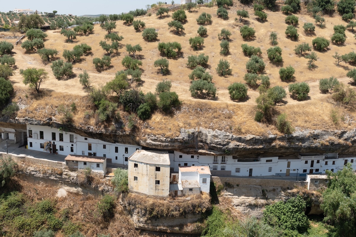 Setenil de las Bodegas Village