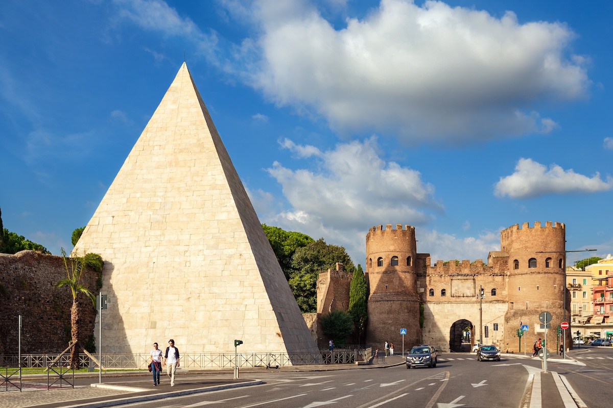 pyramid of cestius