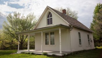 American Gothic house