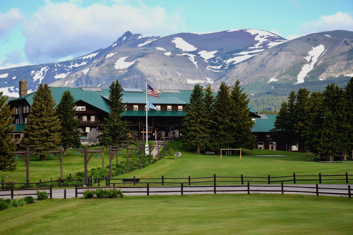 Glacier Park Lodge