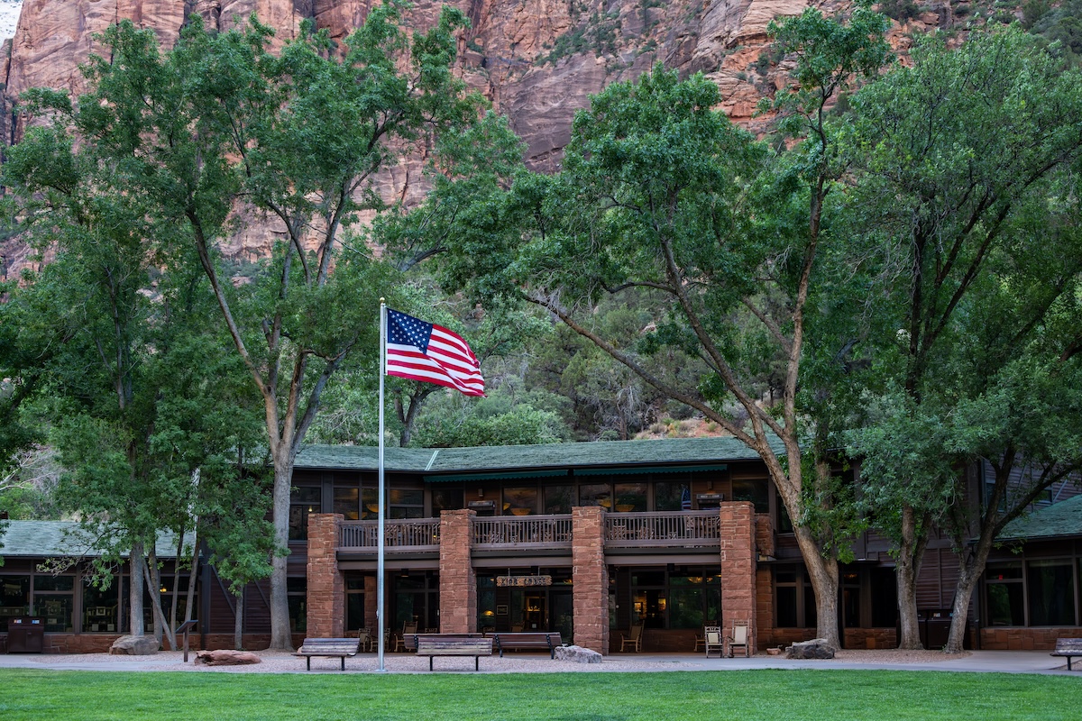 Zion Lodge