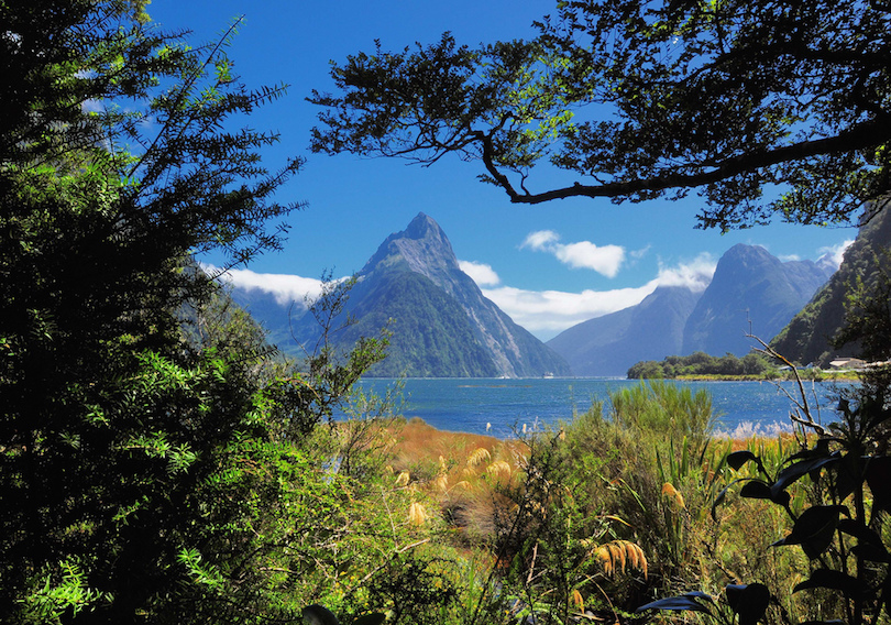 10 Top Tourist Attractions in New Zealand (with Map) -