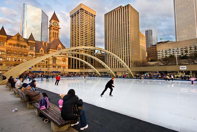 10 Outdoor Ice Rinks Around The World With Photos Map Touropia