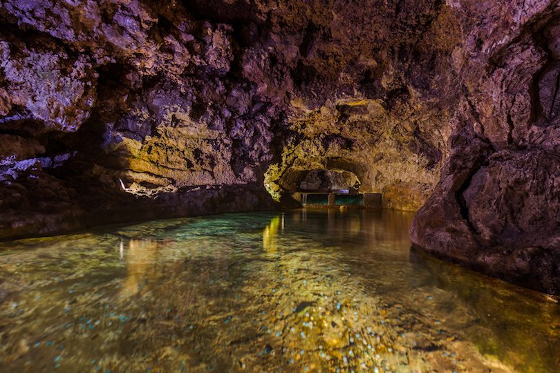 Sao Vicente Caves