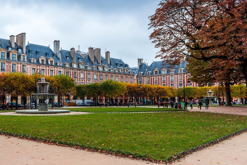 Place des Vosges Place des Vosges