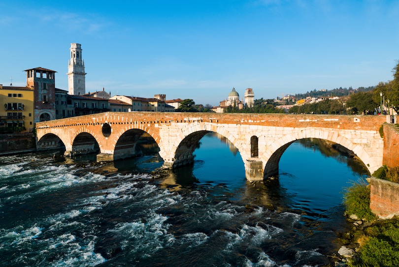 Ponte Pietra